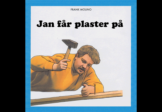 Jan får plaster på